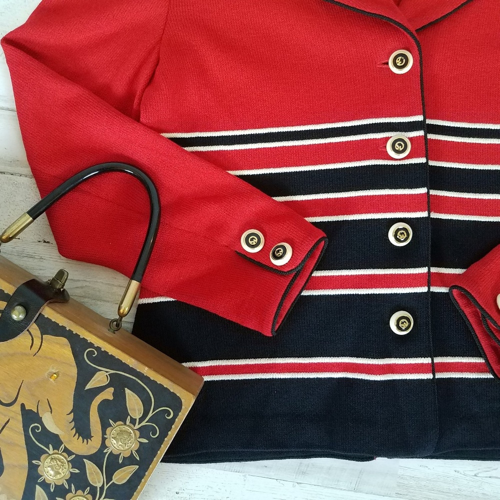 St. John Collection Red knit blazer jacket, sz 6 - Picture 4 of 8